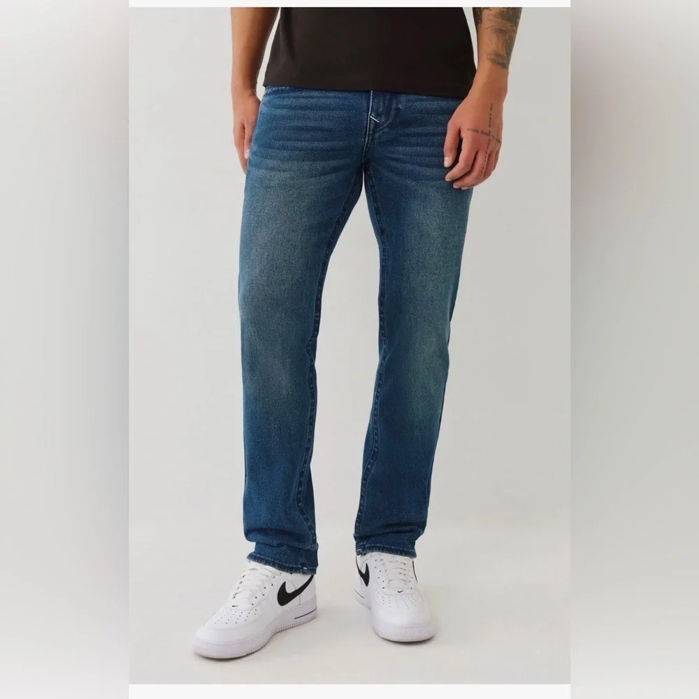 True Religion Geno Relaxed Slim Jeans -  Big Tab Flap NWT 32x32